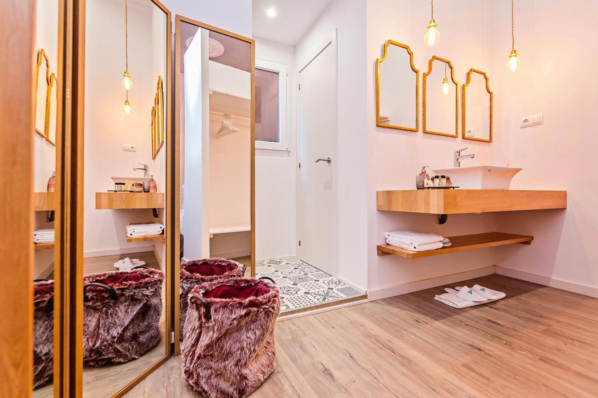 Ferienwohnung Sweett - La Pedrera - Paseo De Gracia Barcelona Exterior foto
